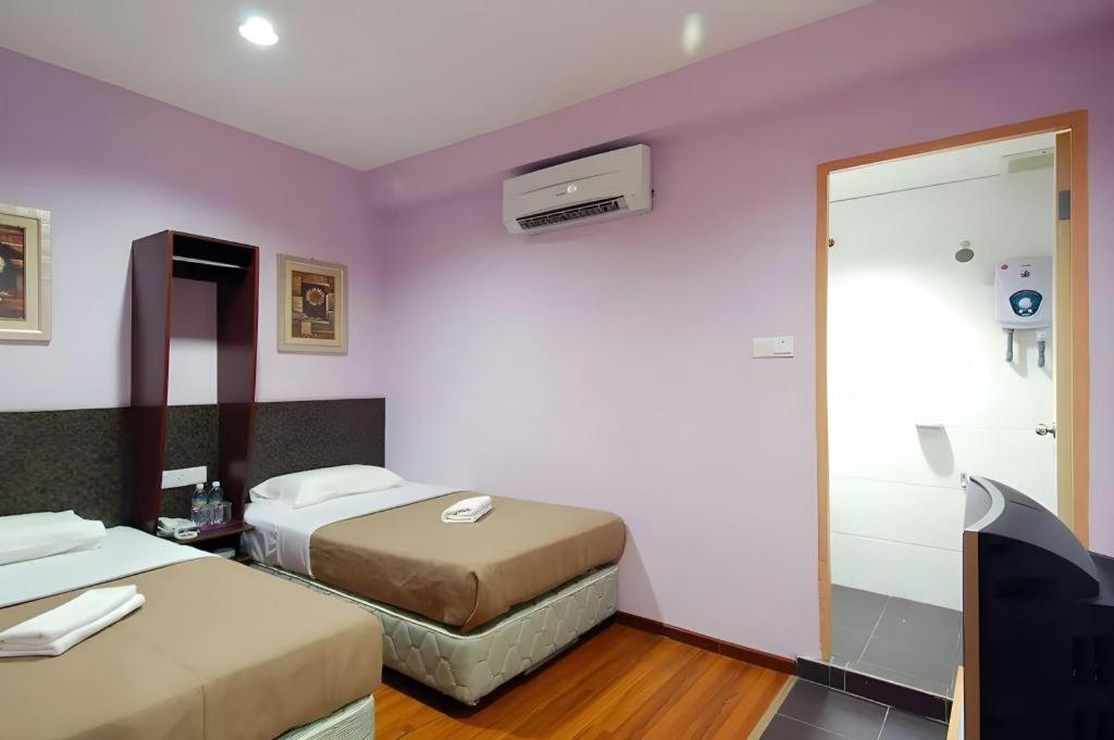 Aristo Hotel @ Putatan Kota Kinabalu Exterior foto